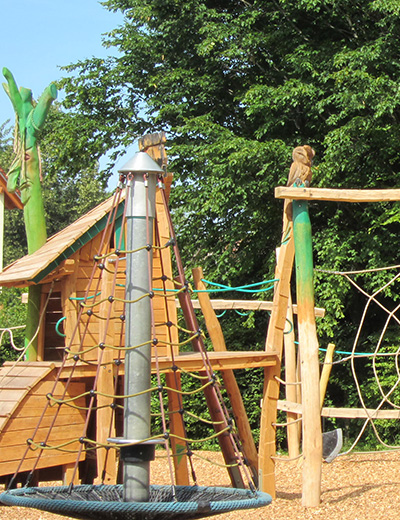 Spielplatz Seefreibad Illmensee hoch